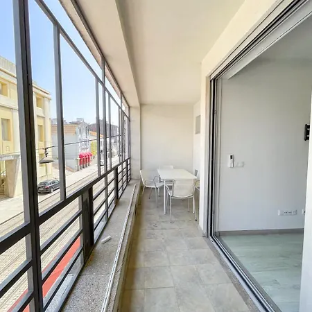 Brito Capelo With Balcony - 2 Guests Matosinhos
