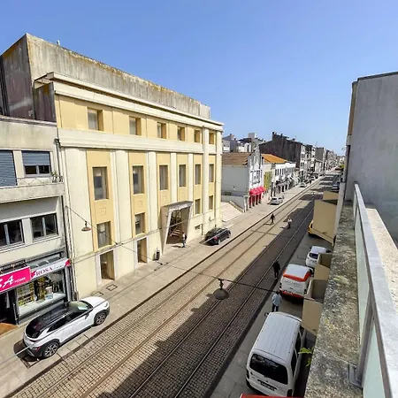 Brito Capelo With Balcony - 2 Guests Appartement *